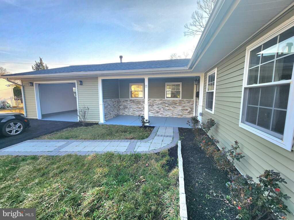 11 Neptune Lane, Willingboro, NJ 08046 MLS NJBL2058236 RLAH