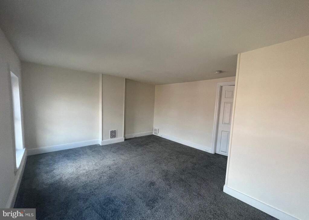 336 Barclay Street #B, Burlington, NJ 08016 - More