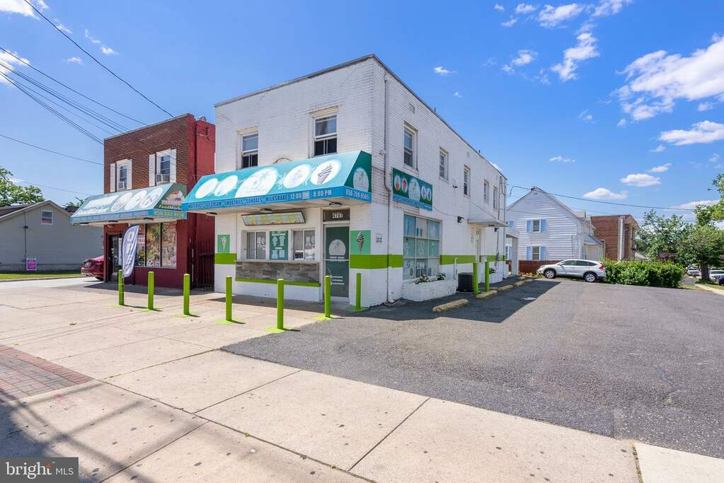 4747 Westfield Avenue, Pennsauken, NJ 08110 MLS NJCD2069636 RLAH