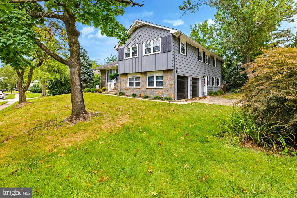 1000 Roumfort Avenue, Cherry Hill, NJ 08034 | MLS# NJCD2101698 | RLAH ...