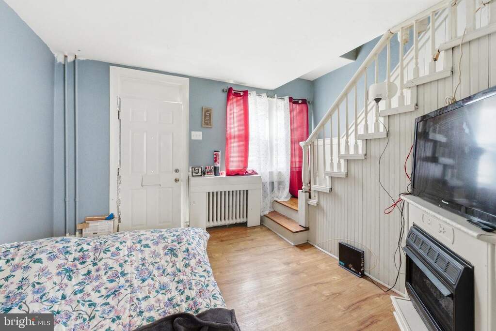 1079 Trent Road, Camden, NJ 08104 - View 2