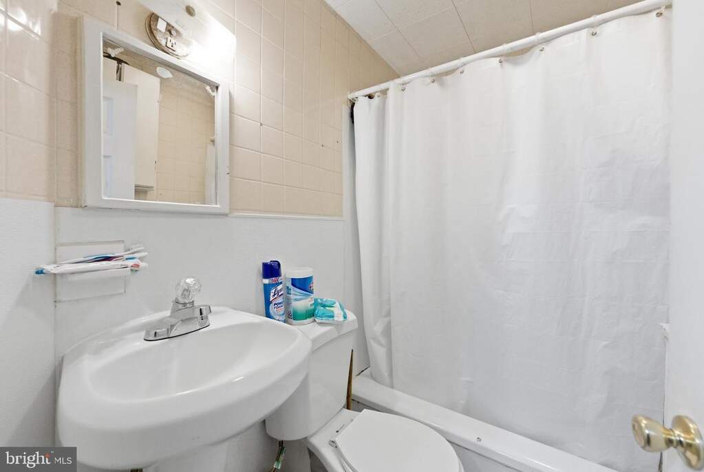 1079 Trent Road, Camden, NJ 08104 - View 6