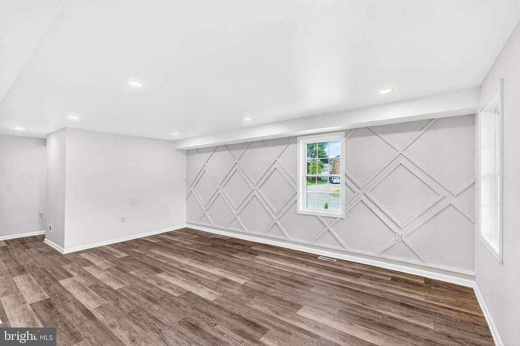 23 Gloucester Avenue, Lawnside, NJ 08045 - More