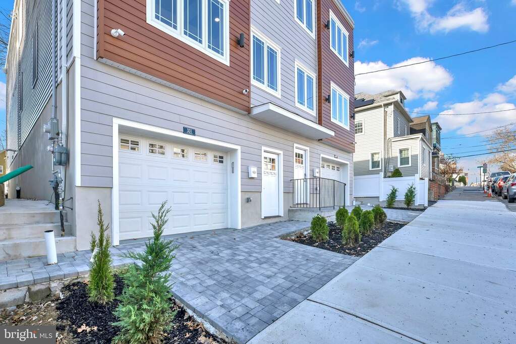 333 74th Street, North Bergen, NJ 07047 MLS NJHD2000176 RLAH