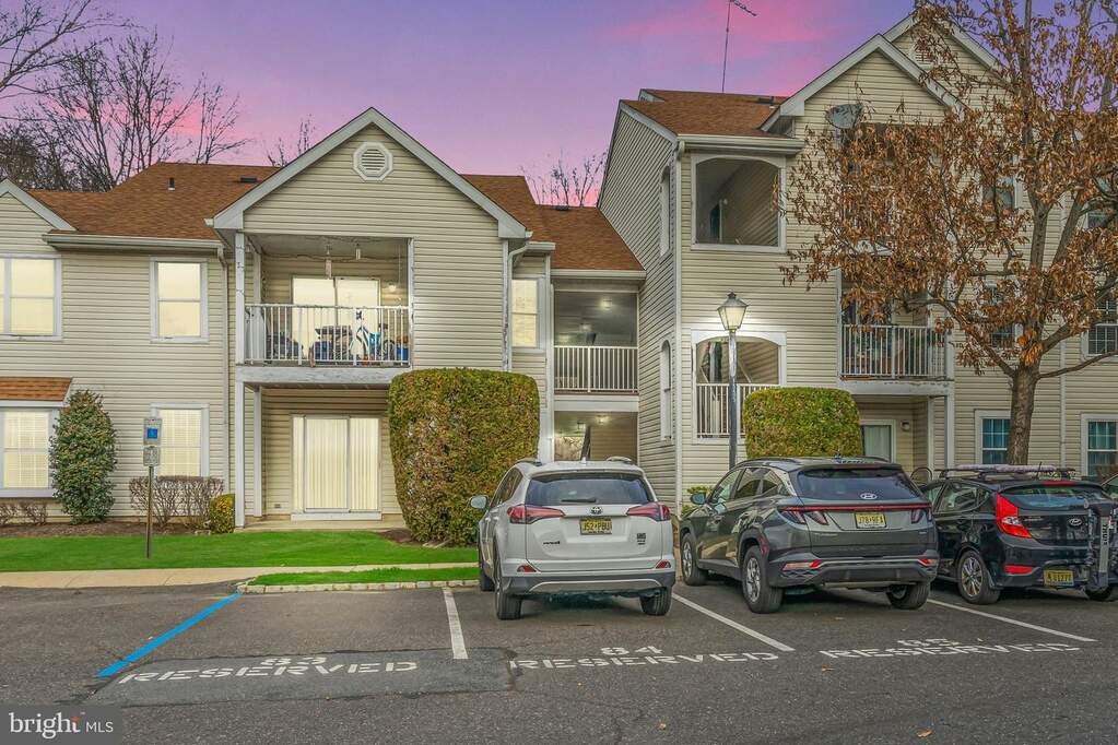 514 Walden Circle, Robbinsville, NJ 08691 MLS NJME2037716 RLAH