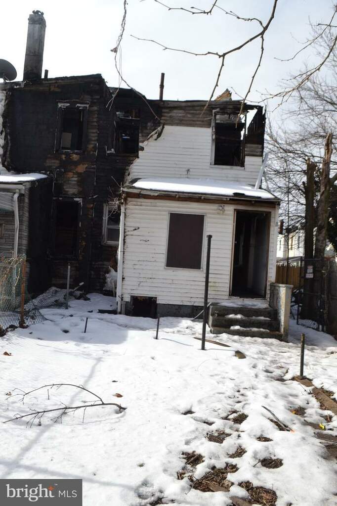 34 Benton Street, Trenton, NJ 08609 MLS NJME2037832 RLAH properties