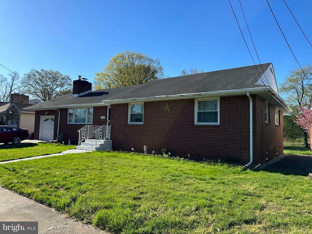 163 Locust Avenue, Hamilton, NJ 08610 MLS NJME2042096 RLAH properties