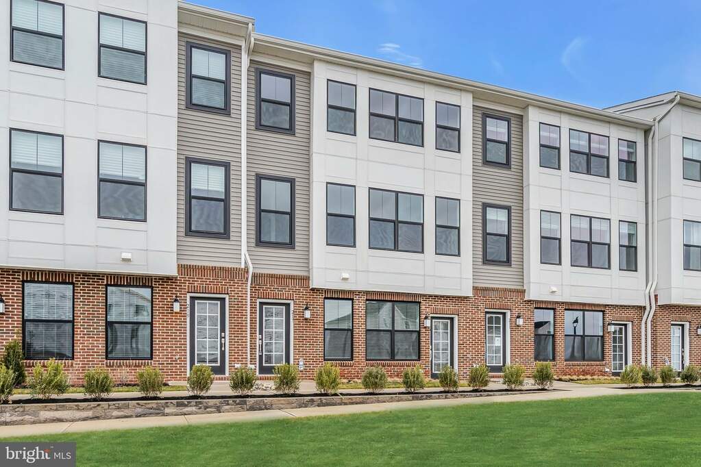 217 Aaron Truehart Way, Titusville, NJ 08560 MLS NJME2042150 RLAH