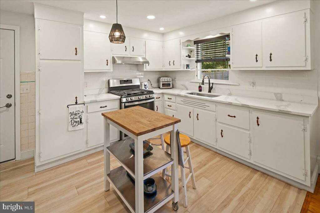 25 Tindall Road, Robbinsville, NJ 08691 MLS NJME2042868 RLAH