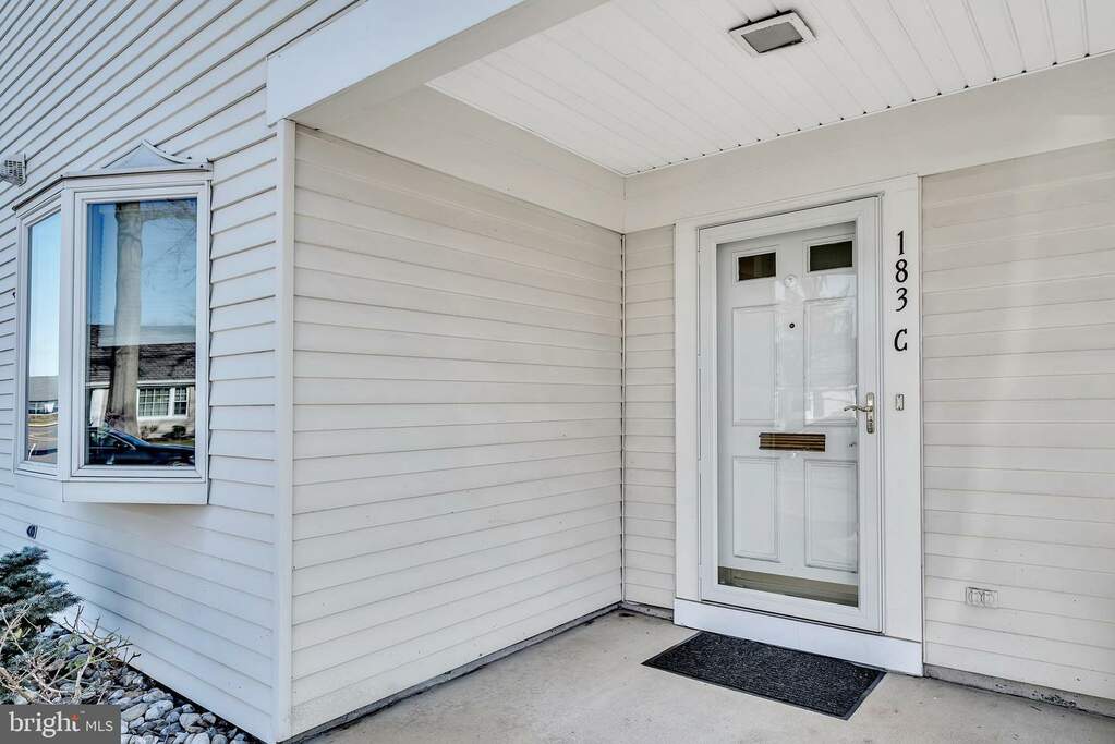 183 Old Nassau Road, Monroe Township, NJ 08831 MLS NJMX2006082 RLAH properties