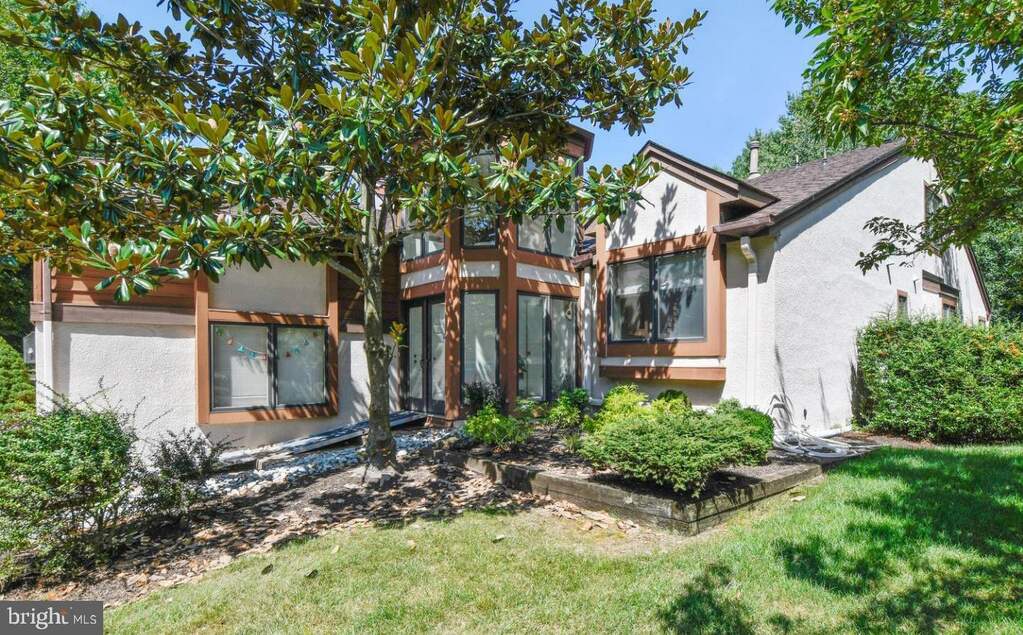 235 Sayre Drive, Princeton, NJ 08540 MLS NJMX2006276 RLAH properties