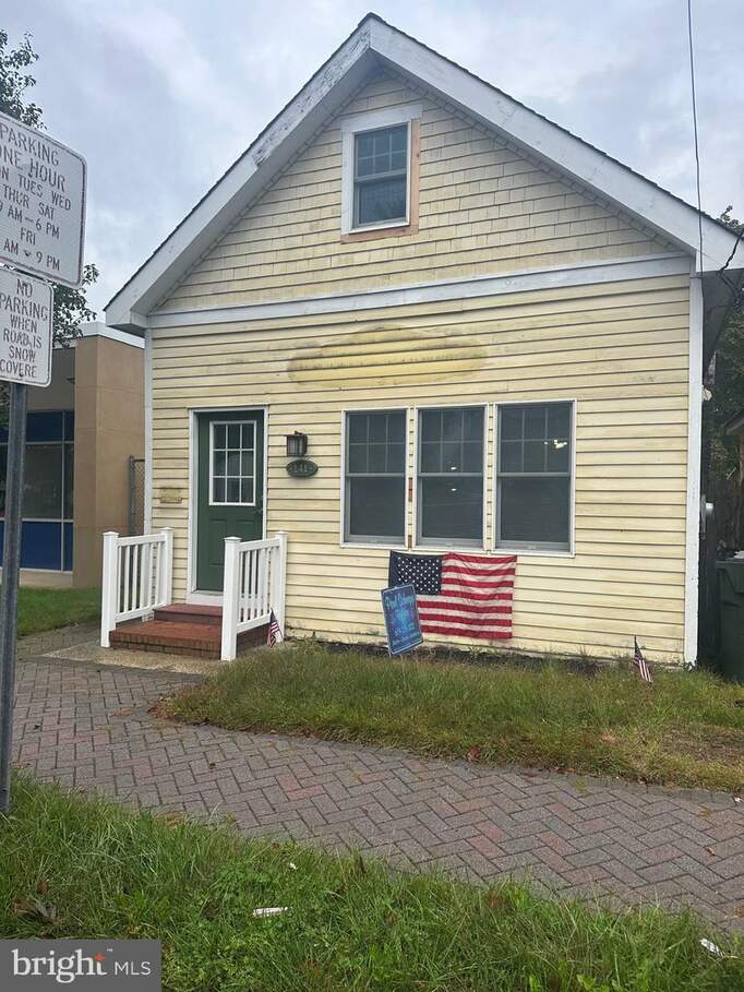141 E Main Street, Tuckerton, NJ 08087