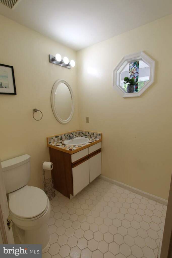 132 Castleton Road, Princeton, NJ 08540 MLS NJSO2003338 RLAH