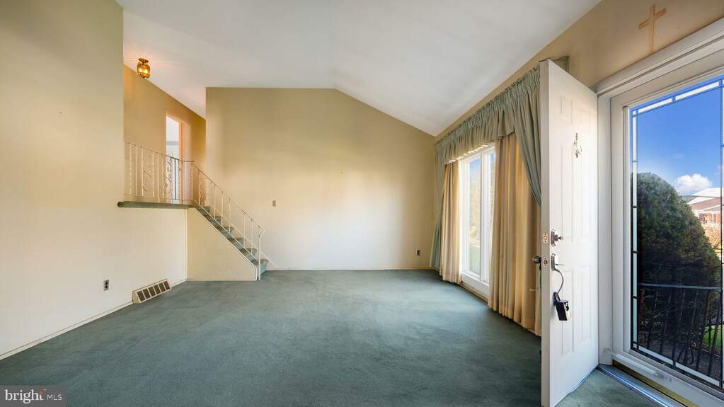 669 Worthington Drive, Warminster, PA 18974 MLS PABU2062694 RLAH