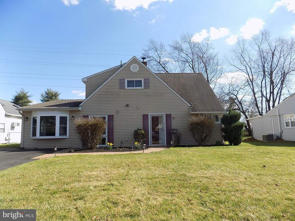 15 New School Lane, Levittown, PA 19054 MLS PABU2066658 RLAH