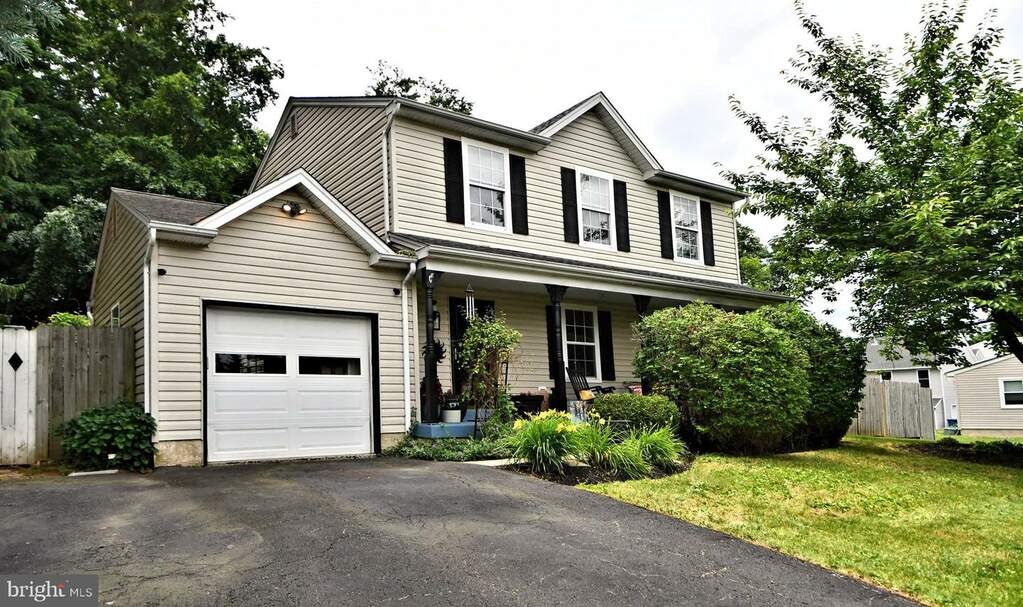 1 Spruce Road, Chalfont, PA 18914 MLS PABU2072068 RLAH properties