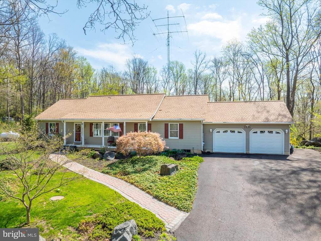 2135 Sterners Road, Green Lane, PA 18054, Green Lane