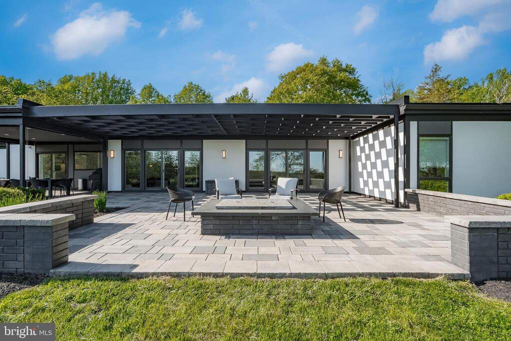 1506 Pleasant View Road, Coopersburg, PA 18036 - More