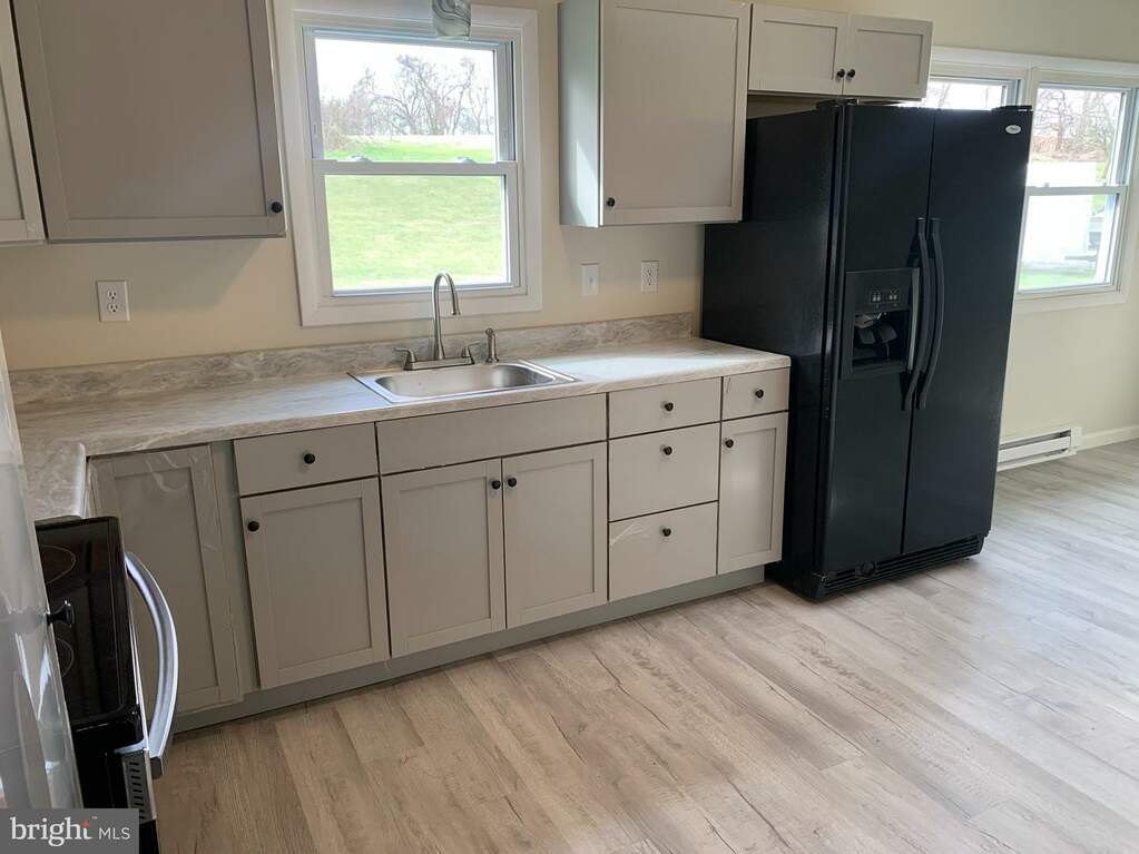 124 E Old York Road, Carlisle, PA 17015 MLS PACB2028892 RLAH