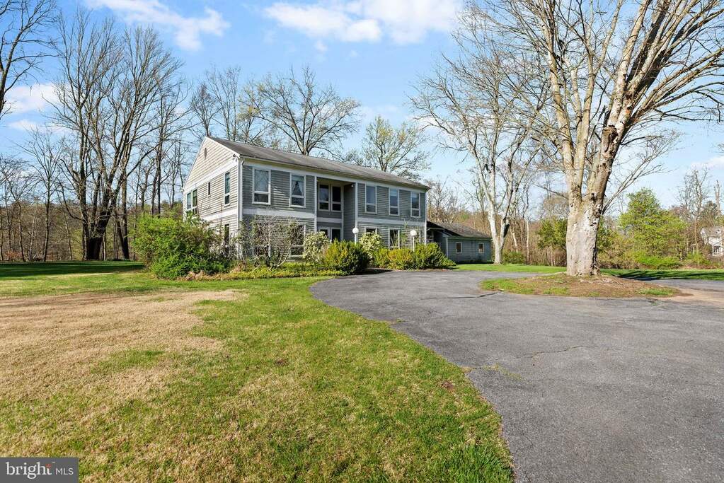 1029 Mccormick Road, Mechanicsburg, PA 17055 MLS PACB2029992 RLAH