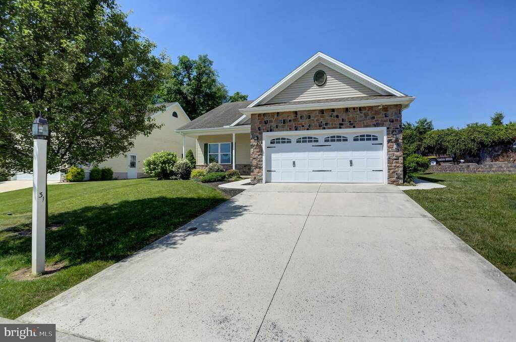 31 Colonial Court, Shippensburg, PA 17257 MLS PACB2031200 RLAH