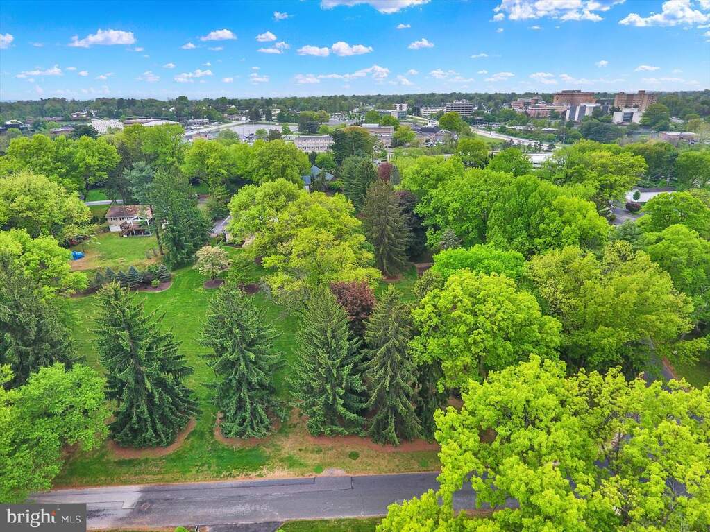 Beach Farm Road, Lemoyne, PA 17043, Lemoyne