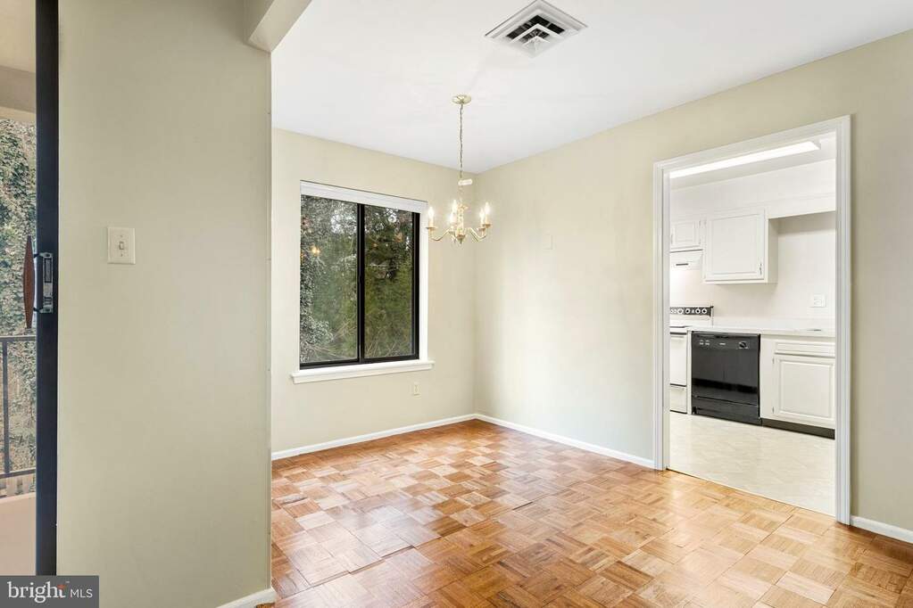 411 W Conestoga Road 18, Devon, PA 19333 MLS PACT2057168 RLAH