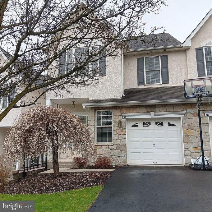 52 Kennedy Drive, Downingtown, PA 19335 MLS PACT2062698 RLAH