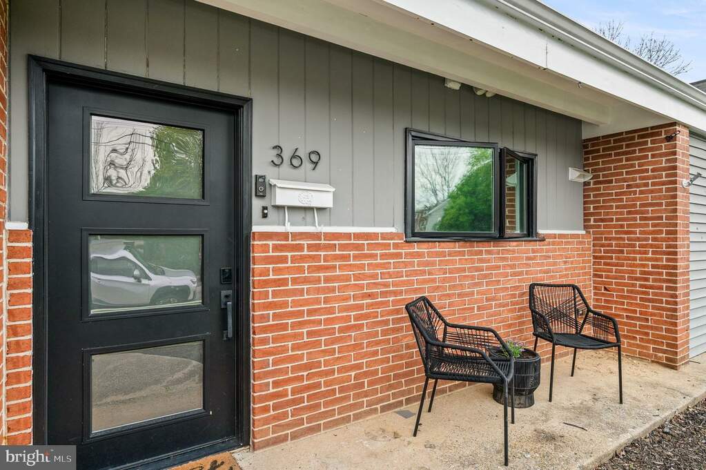 369 Mary Street, Downingtown, PA 19335 MLS PACT2064020 RLAH