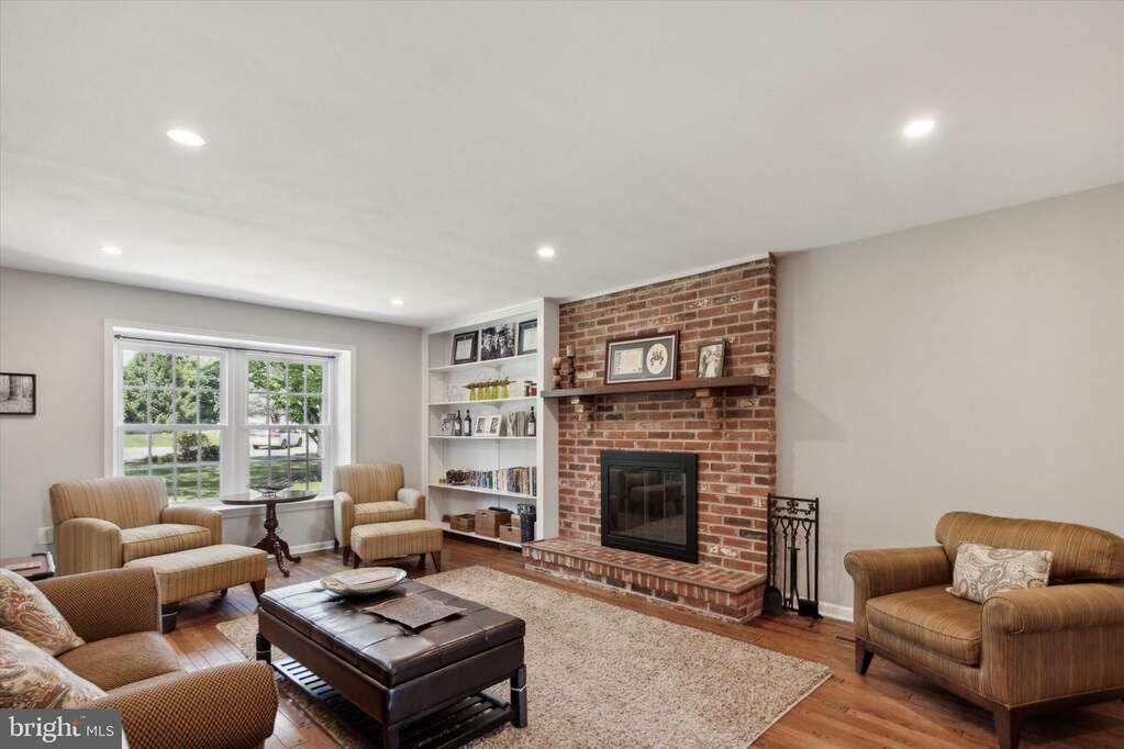 63 Holly Lane, Pottstown, PA 19465 MLS PACT2066996 RLAH properties