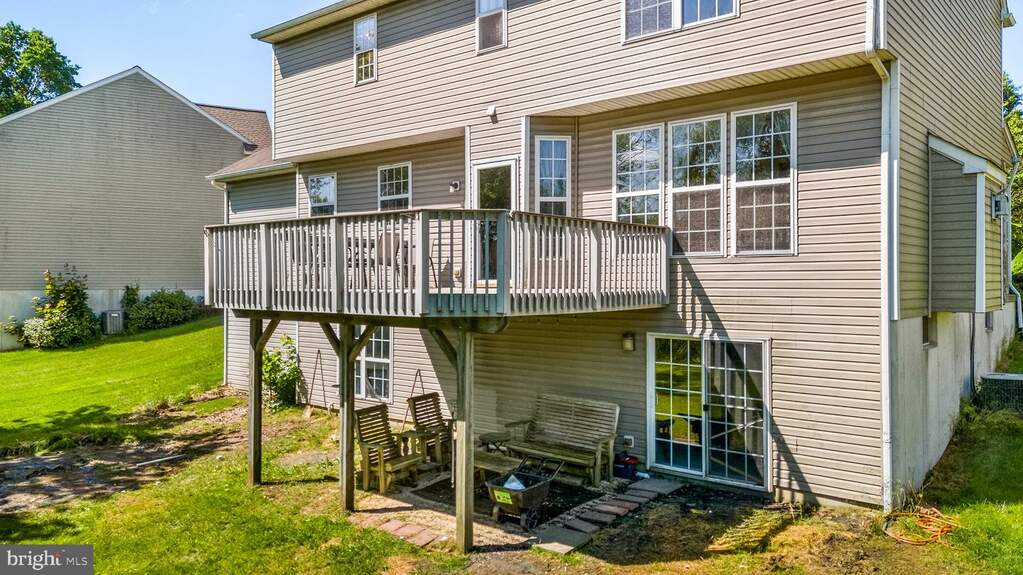 114 Newport Circle, Atglen, PA 19310 MLS PACT2067240 RLAH properties