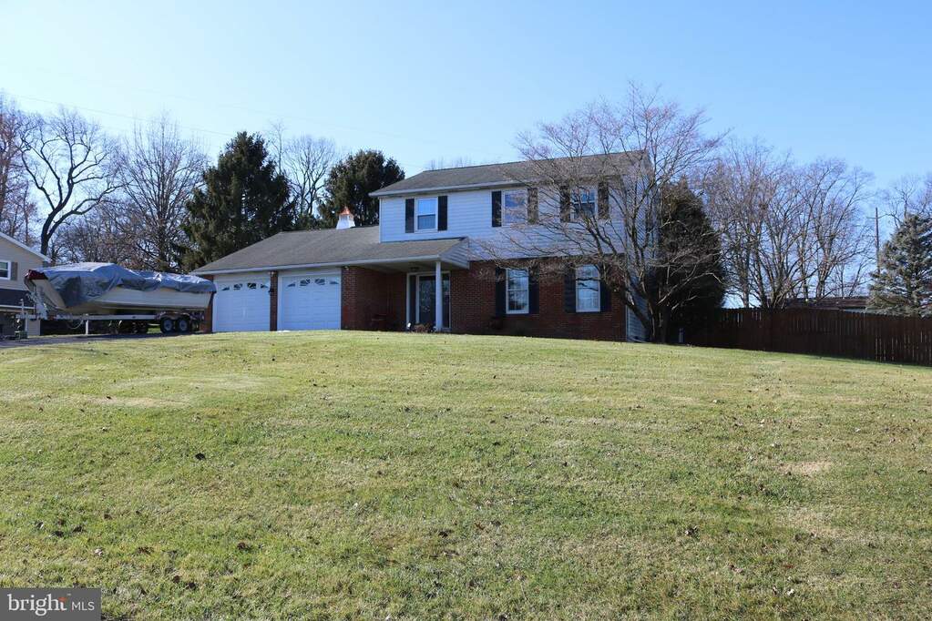 1812 Hearthstone Lane, Middletown, PA 17057 MLS PADA2029404 RLAH