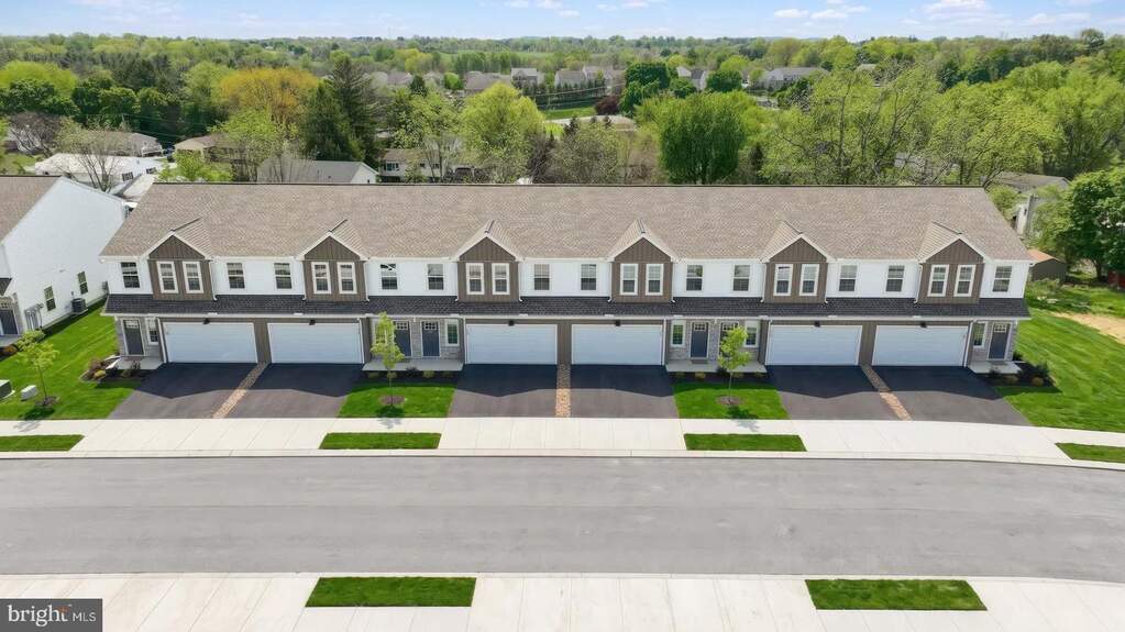 7851 Oak Brook Drive, Harrisburg, PA 17112, Harrisburg