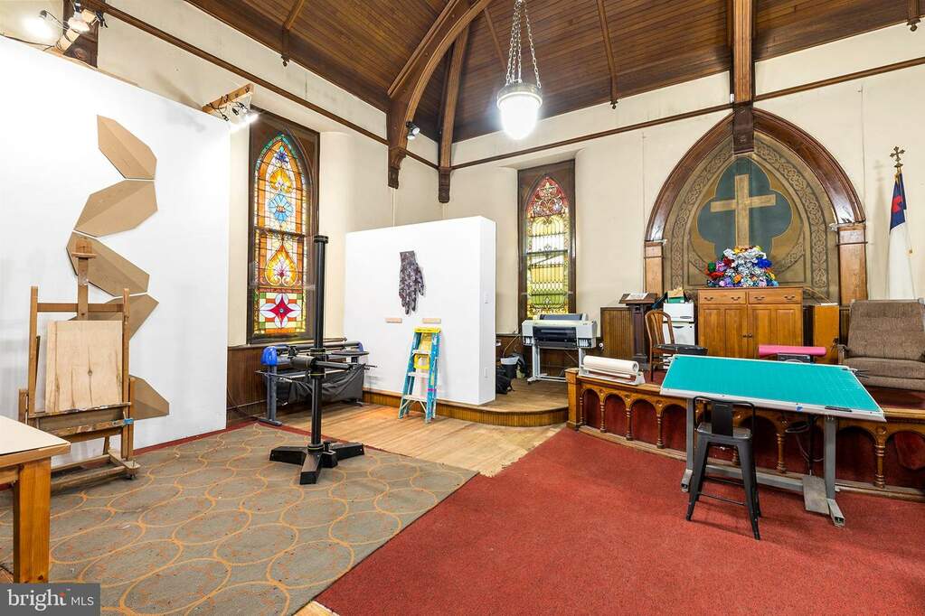 2460 Mount Road, Aston, PA 19014 - More