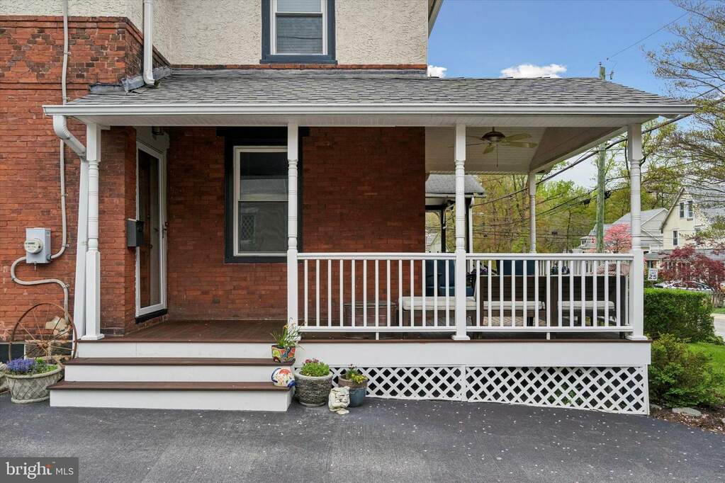 420 W Beechtree Lane, Wayne, PA 19087 MLS PADE2065834 RLAH properties