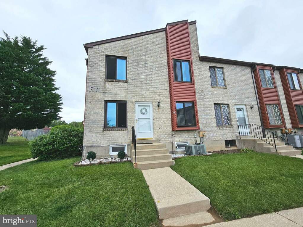 5200 Hilltop Drive 330 ( RA6), Brookhaven, PA 19015 MLS PADE2067716