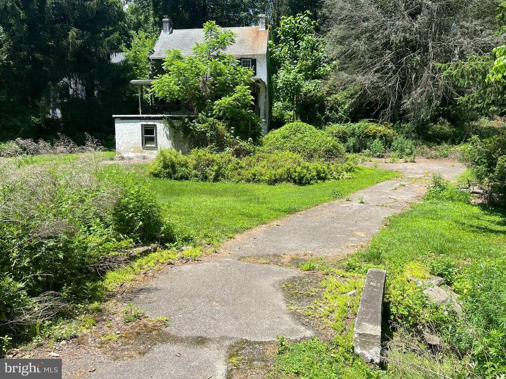 440 W Knowlton Road, Media, PA 19063 MLS PADE2070246 RLAH properties