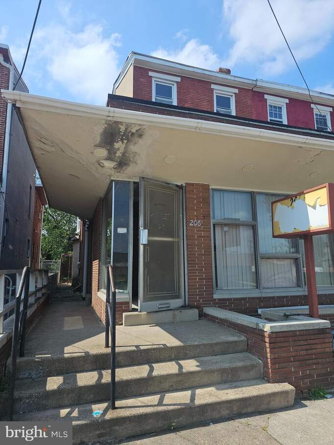 206 E 9th Street, Chester, PA 19013 - View 2
