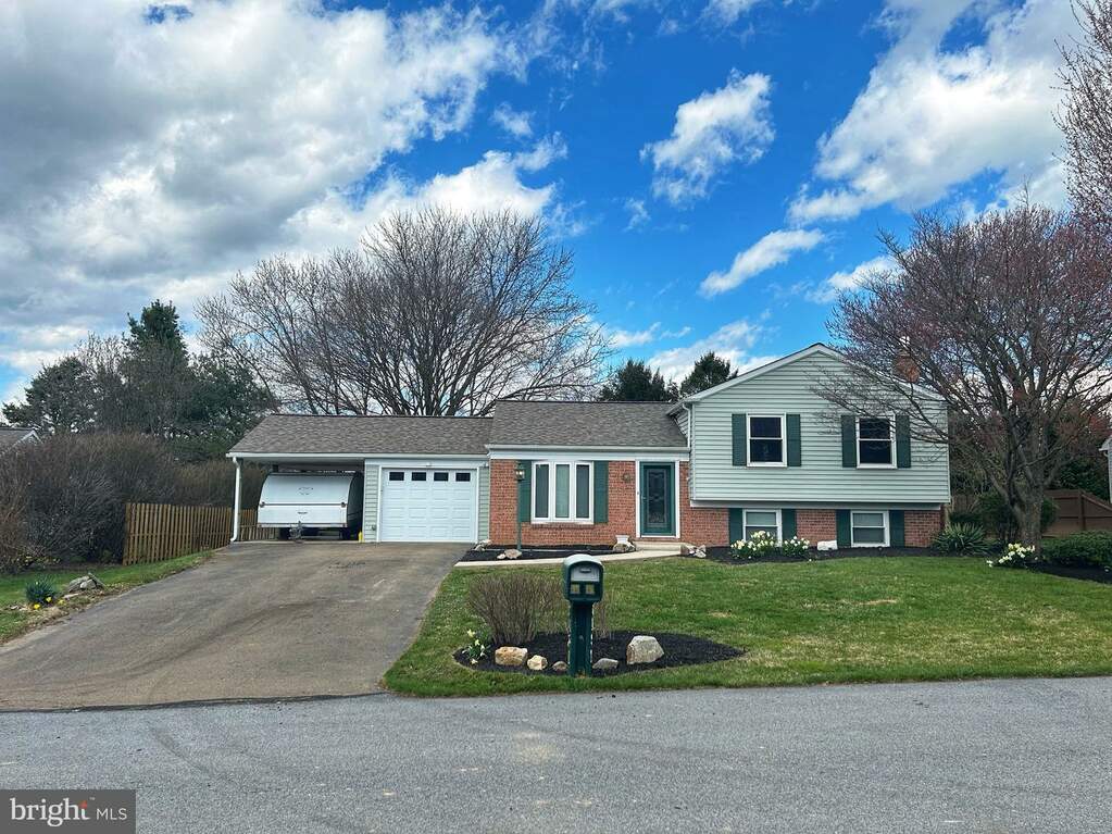 2431 Cypress Drive, Lancaster, PA 17602 MLS PALA2048032 RLAH