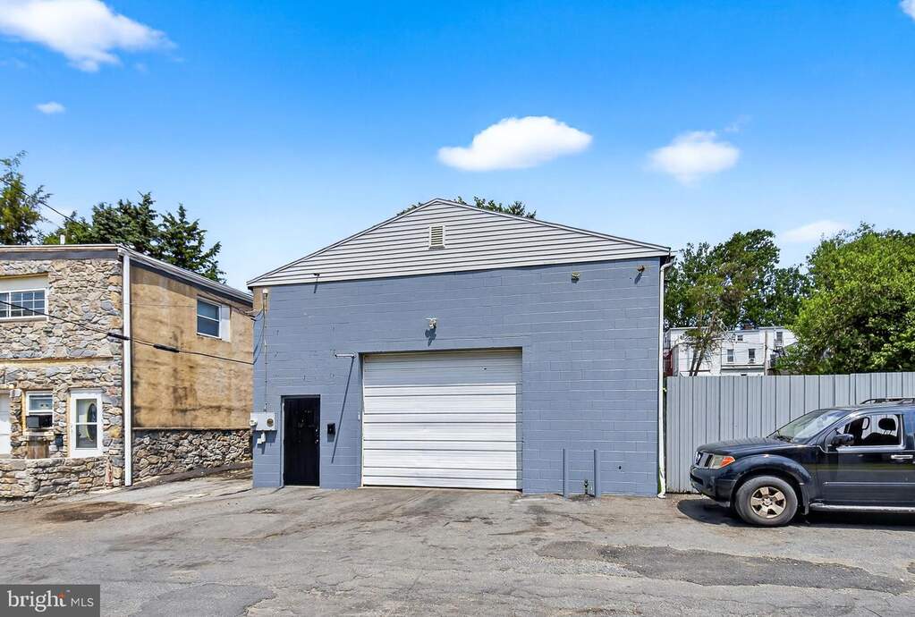 715 E Mifflin Street, Lancaster, PA 17602, Lancaster