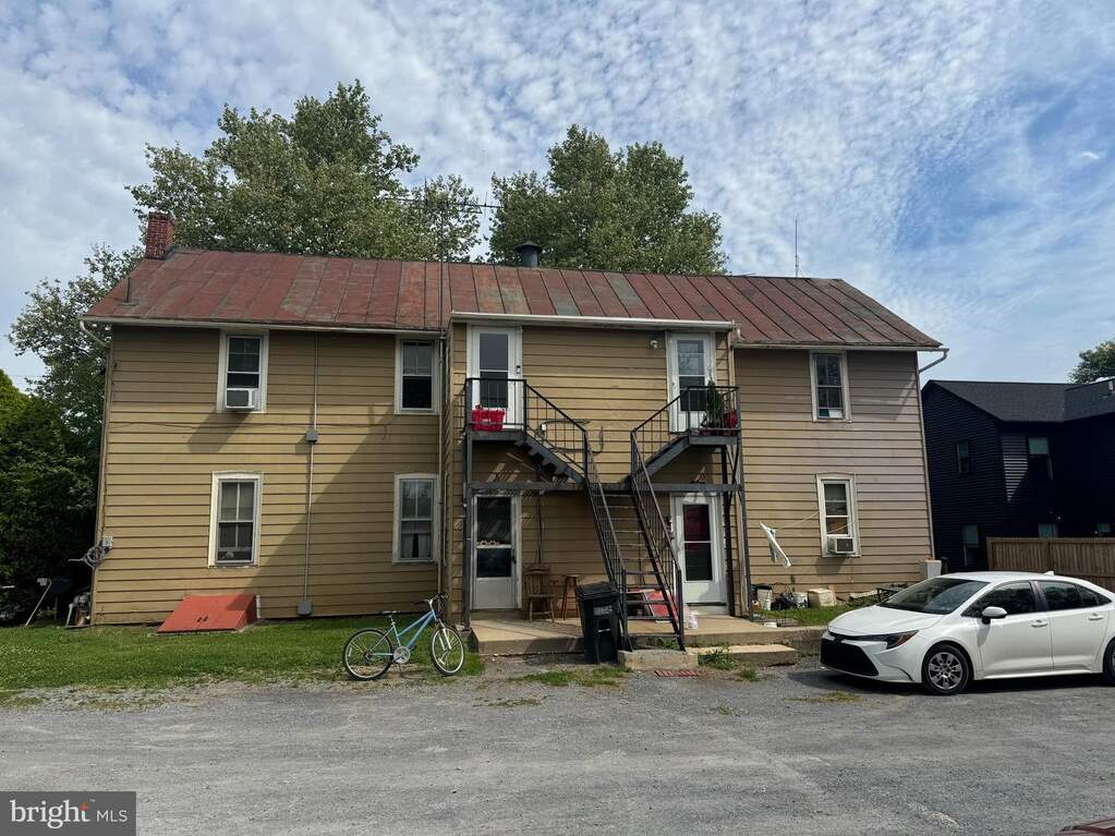154-158 Main Street W, Leola, PA 17540 - View 4