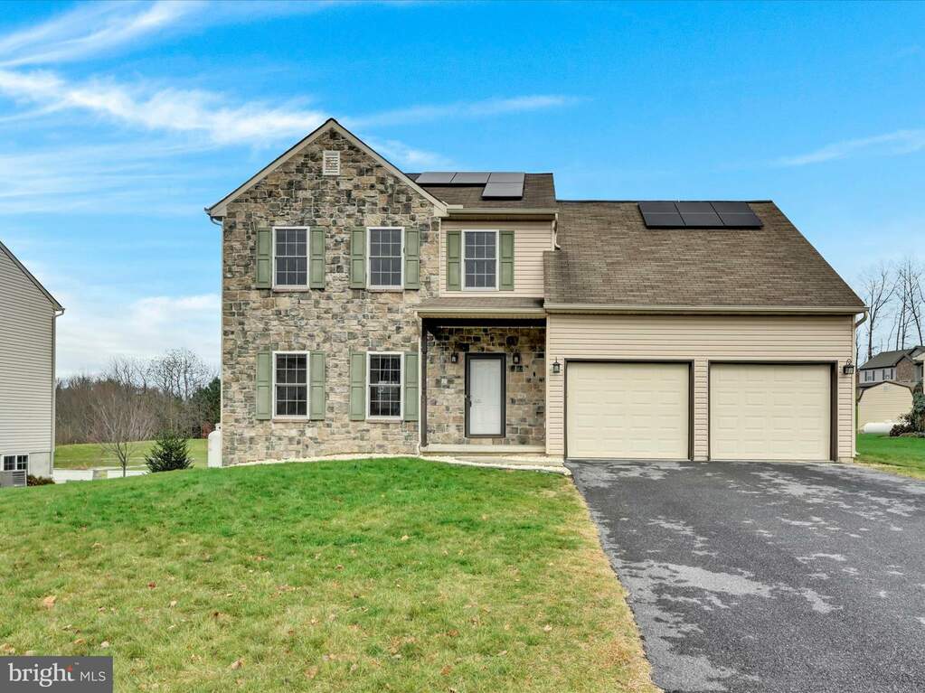 2 Oldfield Avenue, Jonestown, PA 17038 MLS PALN2012444 RLAH