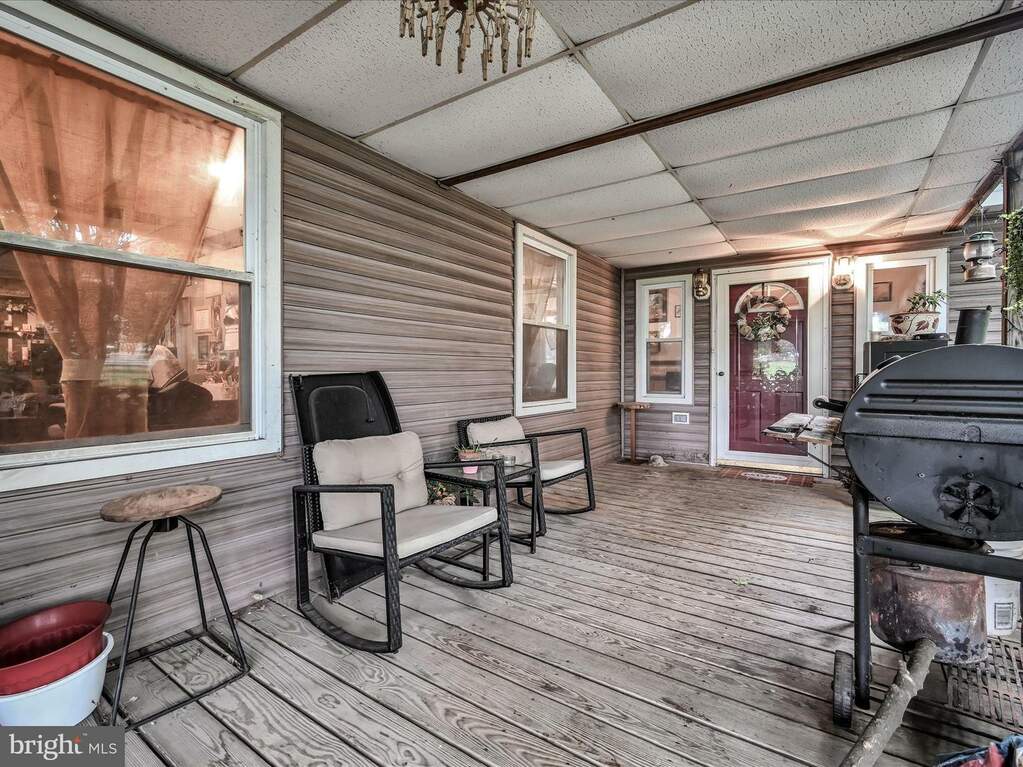 525 Kutztown Road, Myerstown, PA 17067 MLS PALN2016898 RLAH