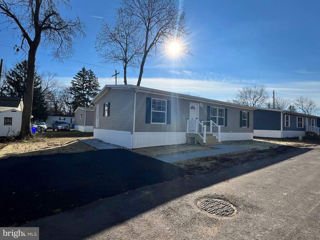 165 W Ridge Pike 135, Limerick, PA 19468 MLS PAMC2091182 RLAH