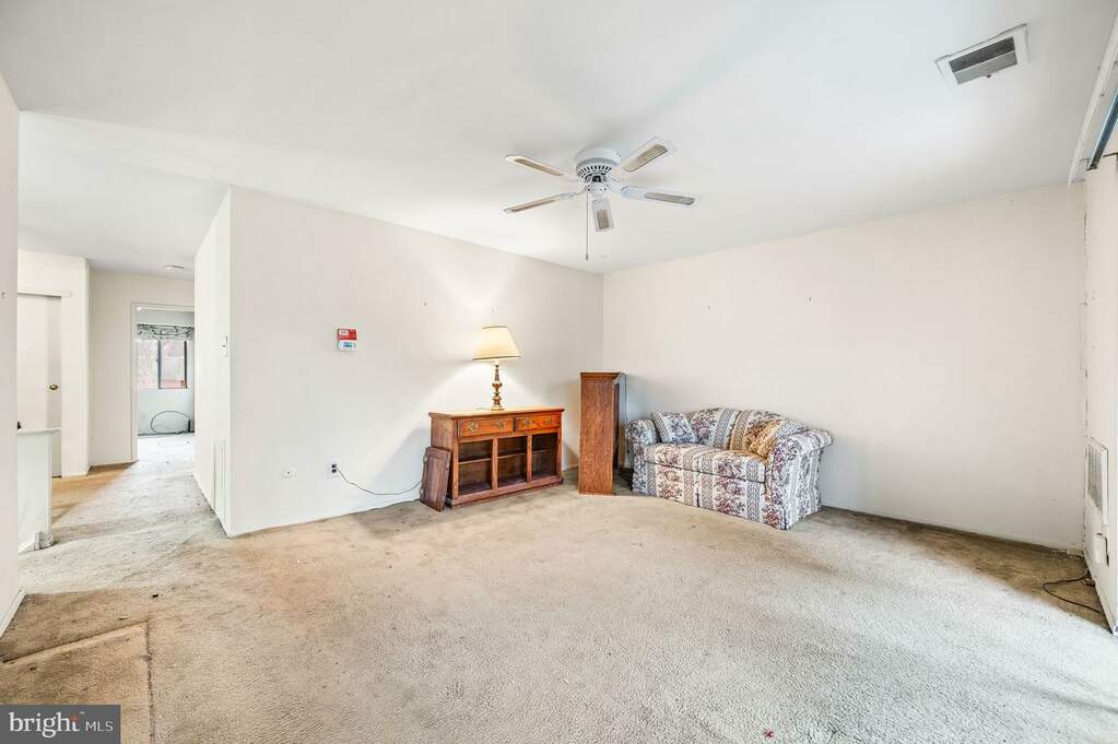 1216 Meadowview Lane 1216, Mont Clare, PA 19453 MLS PAMC2091306 RLAH properties