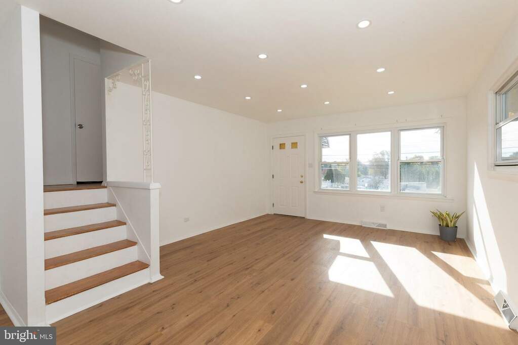 1552 Fitzwatertown Road, Willow Grove, PA 19090 MLS PAMC2095062