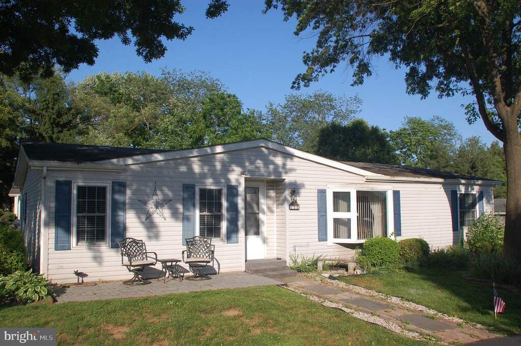 111 Deerfield Drive, Souderton, PA 18964 MLS PAMC2105878 RLAH