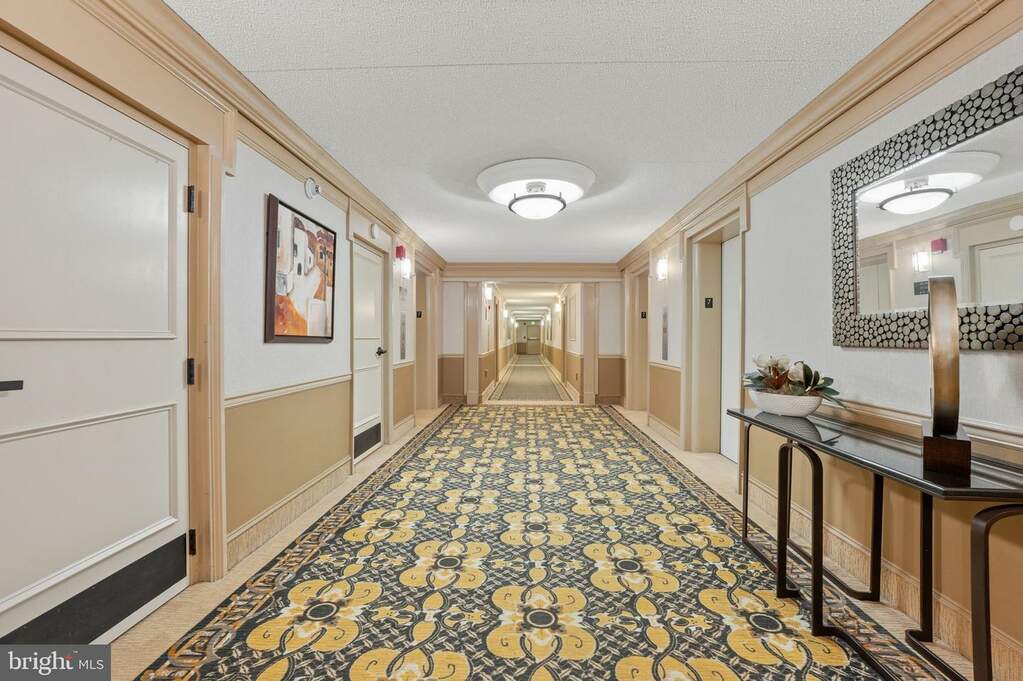 10709 Valley Circle 709, King Of Prussia, PA 19406 MLS