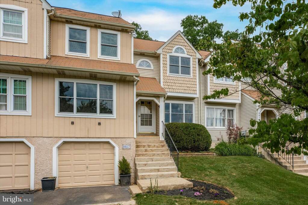 8827 Duveen Drive, Wyndmoor, PA 19038 MLS PAMC2106686 RLAH properties