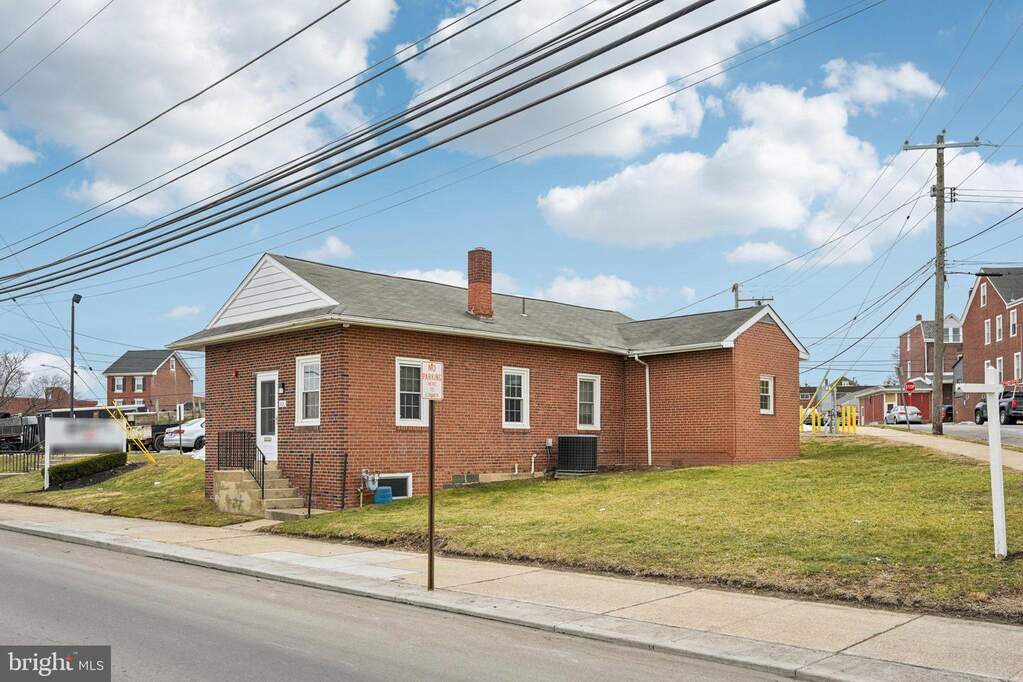 306 E 4th Street, Bridgeport, PA 19405, Bridgeport